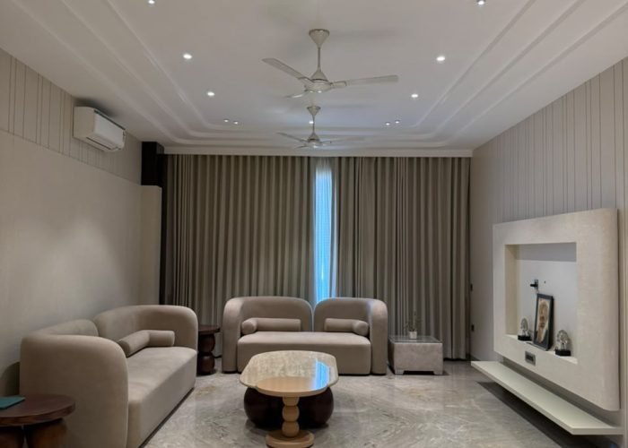 Rajouri Garden residence, Delhi, by Silfira